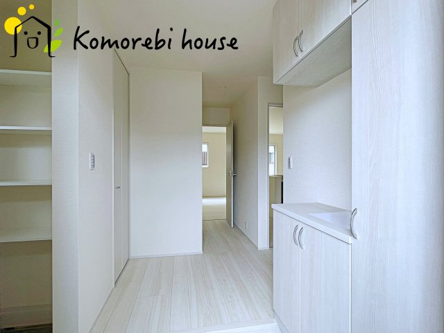 毎日通る玄関はこちらです