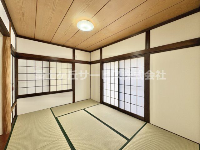 趣のある和室です