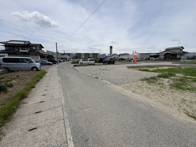 現地写真。前面道路です。