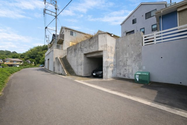 ◆前面道路も幅員があり車の運転も安心！前面道路は閑静な住宅地。車通りの少ない道路です。お子様にも安心です。　　