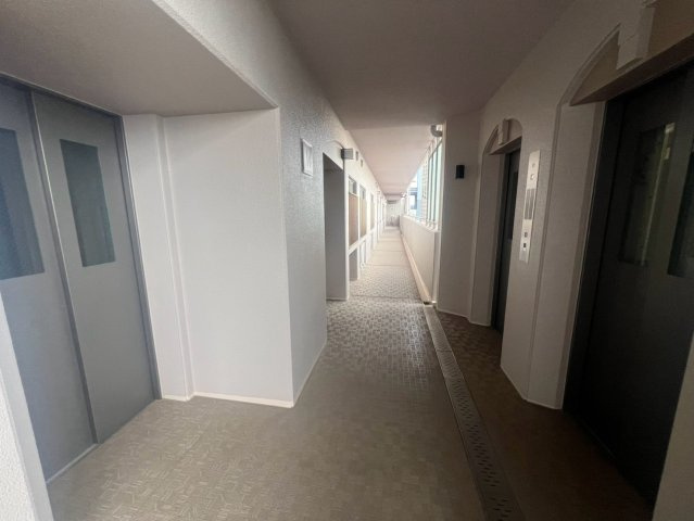 （三番館）エレベーター3基完備♪