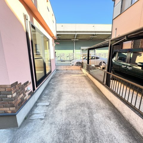 3LDK+納戸、南向きで日当たり良好！お家の近くにあると便利なセブンイレブン　川口安行領根岸店徒歩2分(110ｍ)お気軽にお問い合わせください！