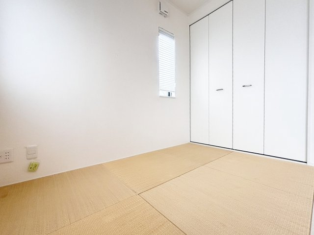 心地より眠りへと誘う畳の香りと和風空間！