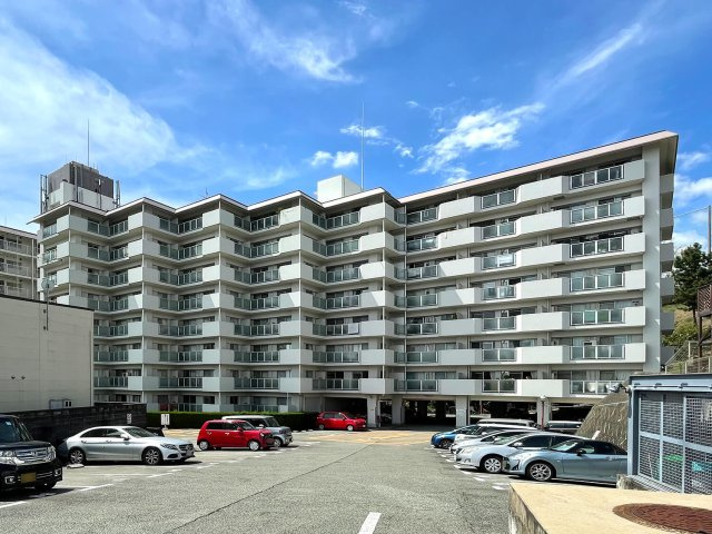 外観：328000571986