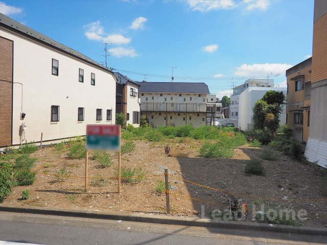 閑静で落ち着いた住宅街に位置する明るい住環境です！周囲の視線を気にせずゆったりとお過ごしいただけます♪