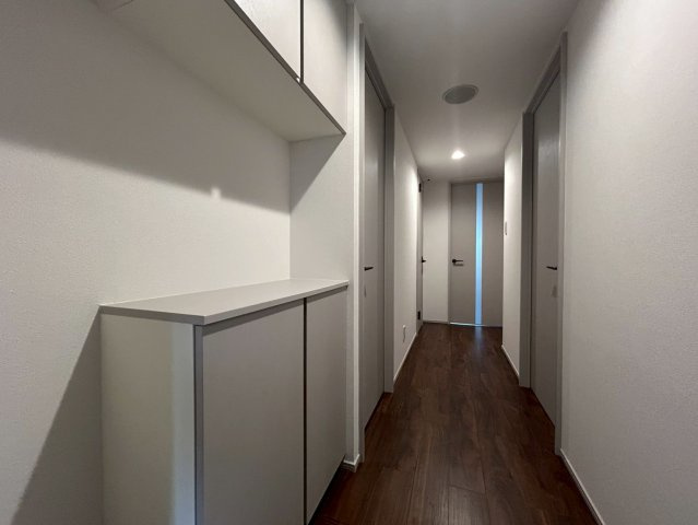 2025.10.20撮影　玄関収納も充実
