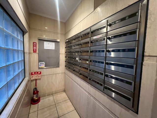 2025年7月13日撮影　ご不在時に便利な宅配ボックス