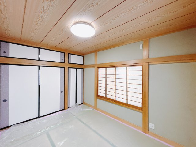 ■1階和室｜和室でしか味わえない畳ならではの香りや素材で和のやすらぎを感じてください♪休日はお子様とお昼寝するのにも最適です！