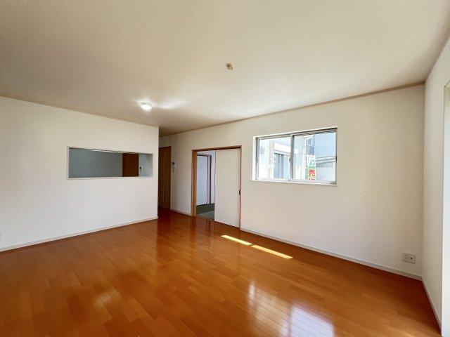 広々としたLDK16帖