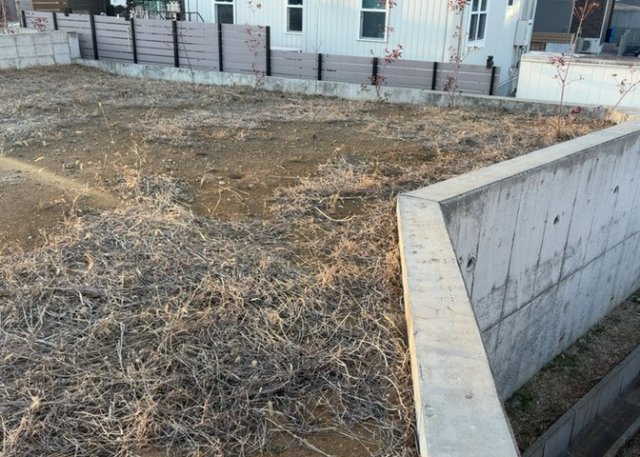 隣家の土地はどうなっているのか、生活利便施設が近くにあるのか、学校まで近いかなど、お客様のライフスタイルにあわせたイメージが重要です。また、近くにあると困る施設が近くにないかも確認するといいでしょう。