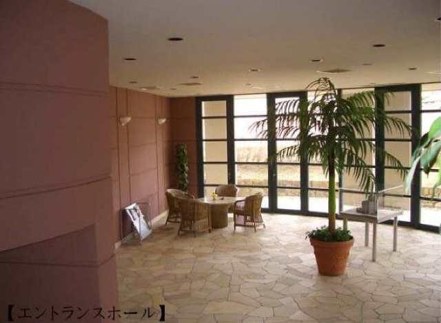マンションエントランス