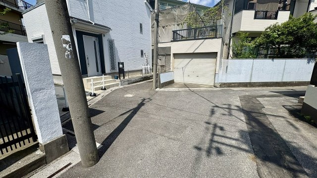 敷地約28坪・更地渡し！建築条件なし・お好きなハウスメーカーで建築可能です！自由設計で夢のマイホームはいかがでしょうか！
