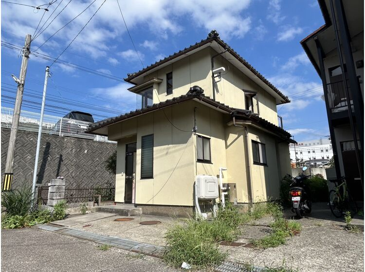 現地