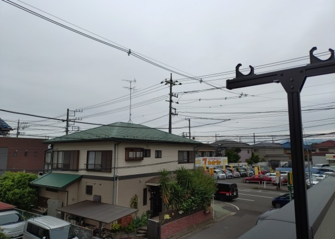 物件の詳細については、現地を見てわかること以外に、役所や法務局などで調べないとわからないことがあります。そのため、現地に行く場合は、もしこの物件を買ったらどのような生活ができるかをイメージしましょう。