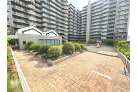 モンセーヌ住吉川公園1番館の外観