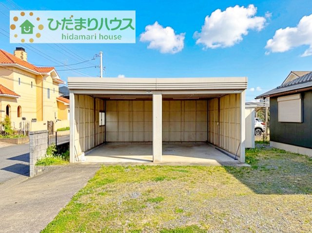 綺麗に車を使いたいという方や自動車好きの方に！日差しや雨から守るガレージ(^^♪