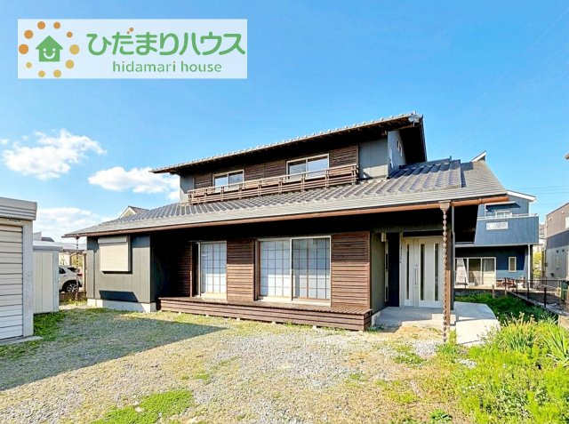 和モダンをイメージした落ち着きのある外観♪