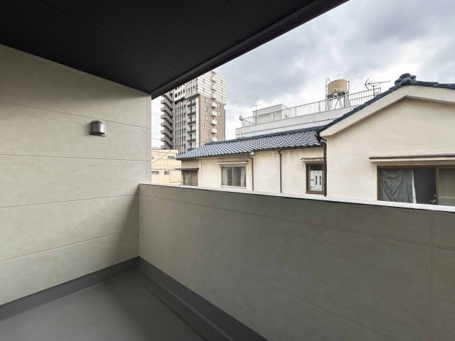 用途多様なバルコニーです。（施工例）