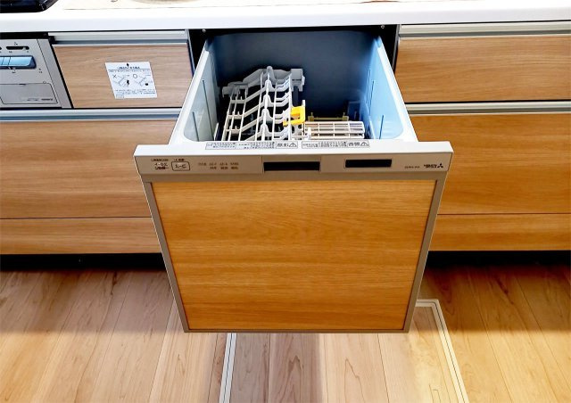家事の時短に欠かせない食洗器を完備しています。（施工例）