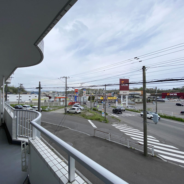 【ニューシャトーム湯川のバルコニー】