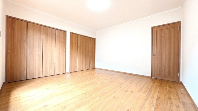 2Ｆ南西洋室の別角度になります♪
