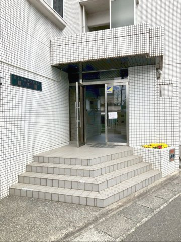 マンション入口です！