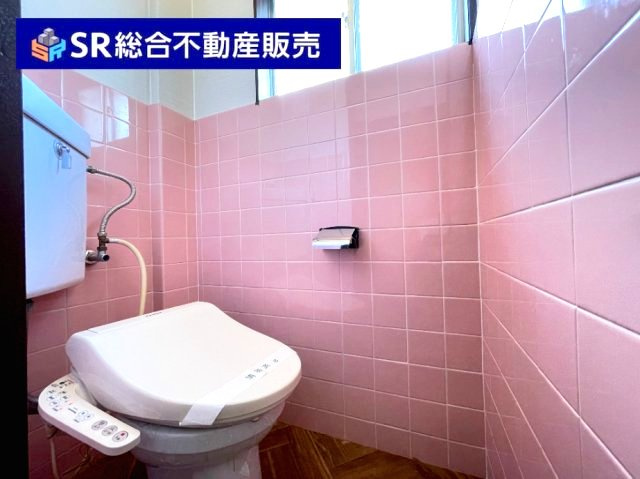 温水洗浄便座もございます♪
