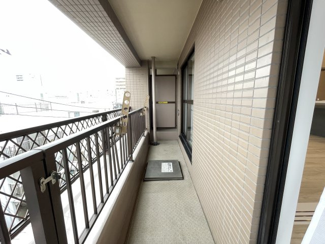 広々としたバルコニーです