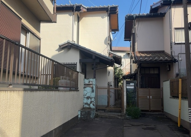 土地探しをしていると都市計画区域という言葉を目にすると思います。法律によって、都道府県知事や国土交通大臣が指定するエリアのことを指しており、都市計画区域は市街化区域と市街化調整区域に分けられています。