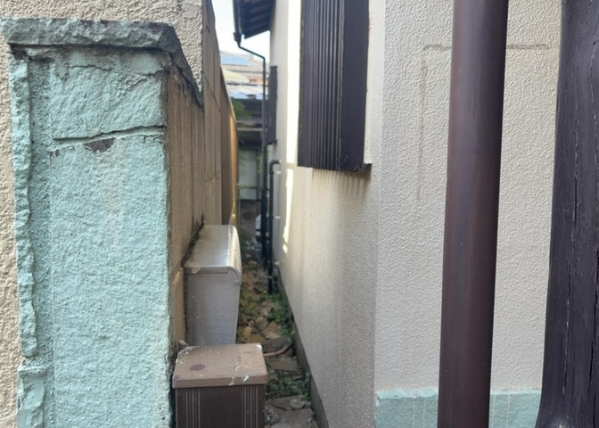 家を建てる前提で土地を探している場合、地盤の丈夫さは譲れない条件の一つです。地盤が脆弱だと追加工事が必要となります。また、過去に地盤沈下や液状化現象を起こした土地は、できるだけ避けた方がいいでしょう。