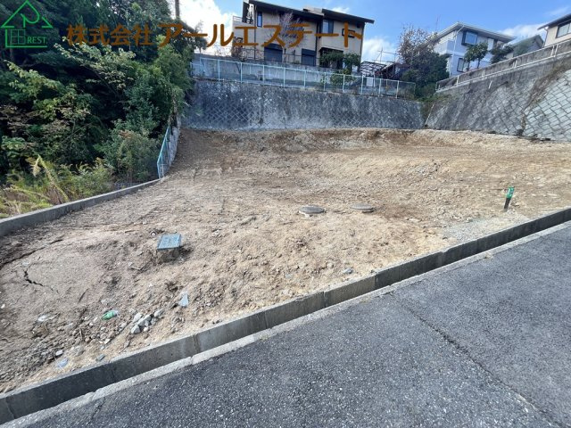 外観：328000555576