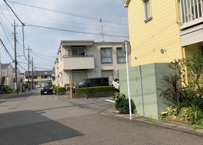 土地の地勢が高台の場合、景色を綺麗にみることができ、景色にこだわってお家探ししている方におすすめです！また平坦地よりも風通しがいいというメリットがあります。デメリットもあるので是非現地でご確認下さい。