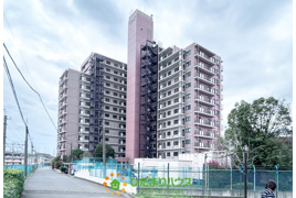 ライオンズガーデン久喜参番館の外観