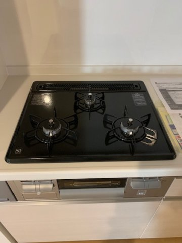 3口コンロになります。