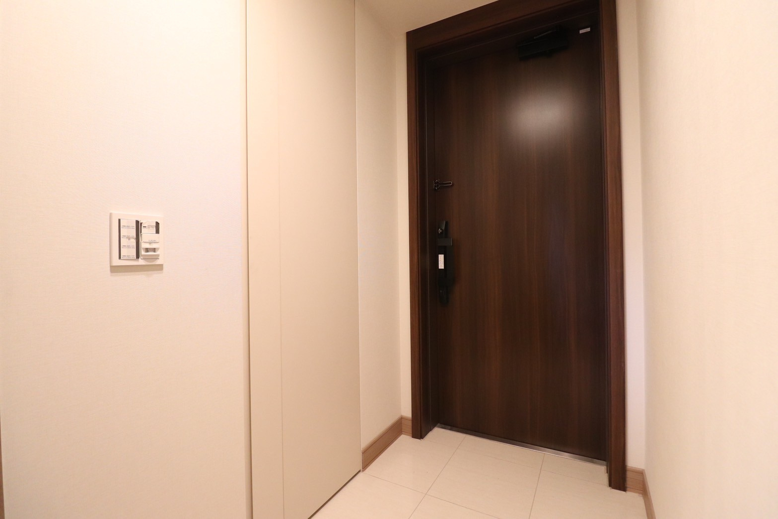 【玄関】靴好きには嬉しいたくさん収納できるシューズインクロークあり◎