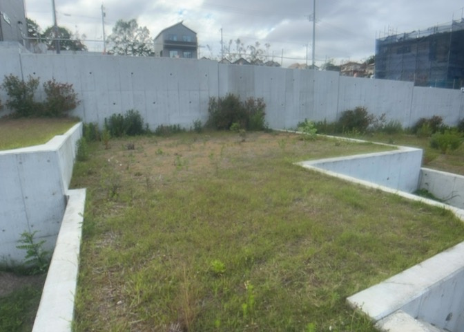 土地探しをしていると都市計画区域という言葉を目にすると思います。法律によって、都道府県知事や国土交通大臣が指定するエリアのことを指しており、都市計画区域は市街化区域と市街化調整区域に分けられています。