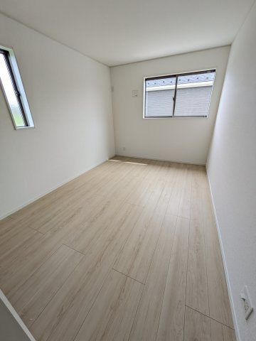 ■居室の写真です■□■　　使い勝手の良い間取りなので、ご家族の状況の変化にも耐えられますね。