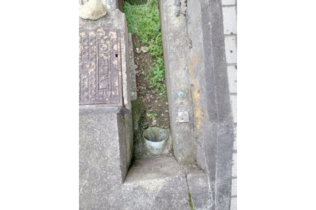 西側側溝