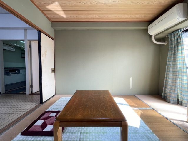 落ち着いた雰囲気の和室です♪