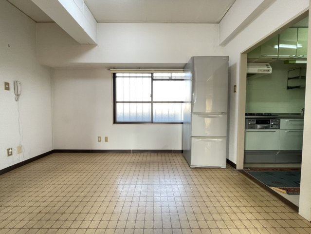 スーパーの近い閑静な住宅街です☆