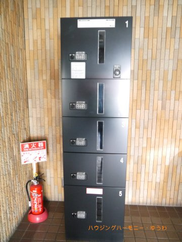 不在時にも安心！宅配ボックスがあります！