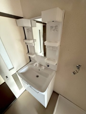 独立洗面台です。