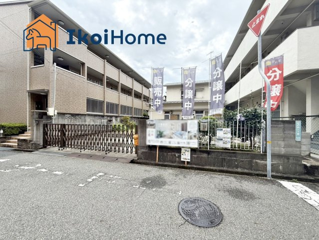 物件・当店の最寄駅まで無料送迎！最短10分で指定場所へお迎えに向かいます！まずはお問い合わせ下さい！