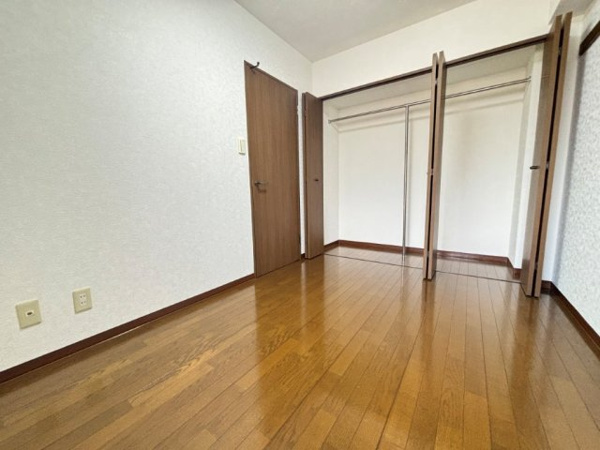 【プレジャーガーデン南大沢弐番館の収納】