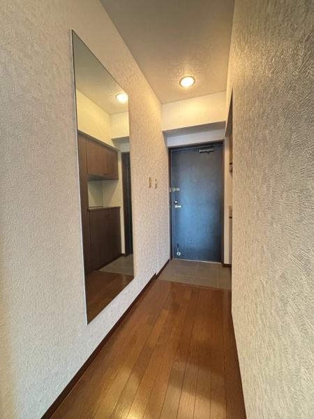 【プレジャーガーデン南大沢弐番館の玄関】