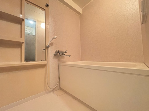 【プレジャーガーデン南大沢弐番館の浴室】