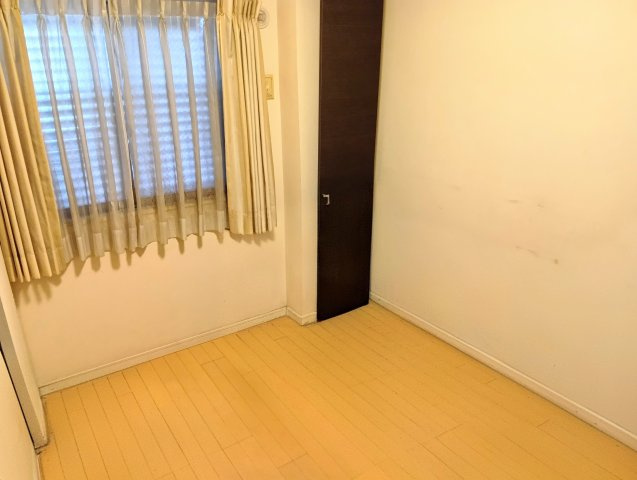 全居室収納があります。収納が多いのでお部屋を広く使えますね。