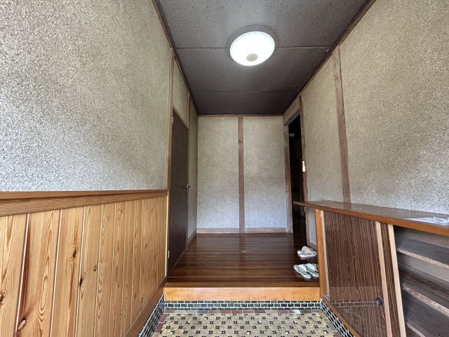 1階で生活が完結する快適な平屋！陽当り良好で明るい室内