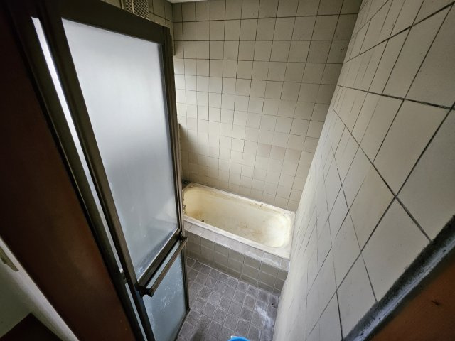 日々の疲れを癒すお風呂付です