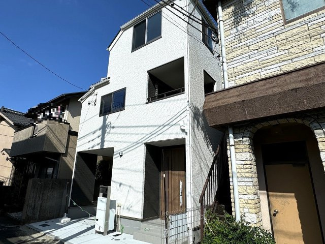 ～八王子駅徒歩14分　ZEH水準省エネ住宅　住環境も良好～